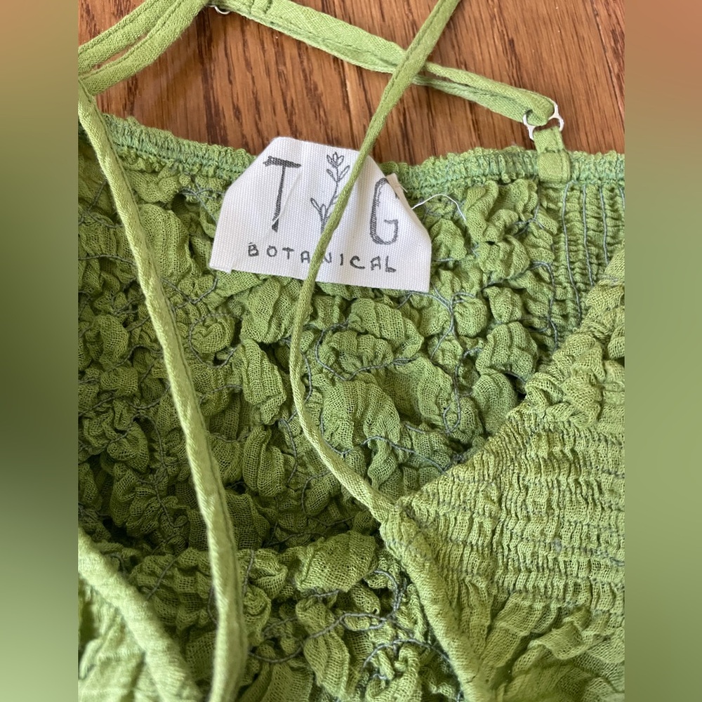 Green Ruched Mini Dress with Ruffle Hem - Picture 10 of 13